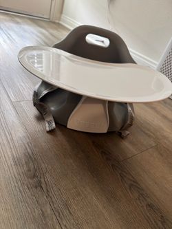 Upseat floor booster