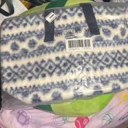 Victoria Secret / Pink