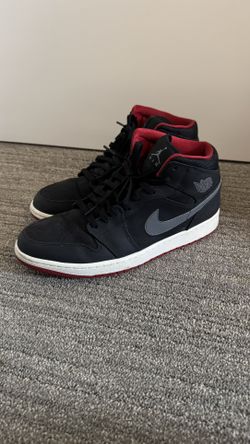 Jordan 1 Mids Black Cool Grey