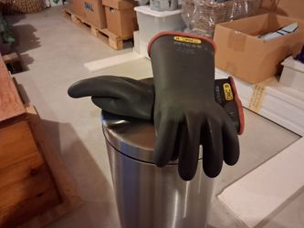 Lineman's  High Voltage Gloves