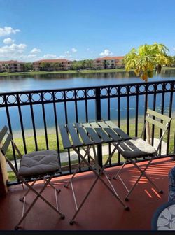 Pretty  outdoor  patio furniture set of 2 comes with cushions