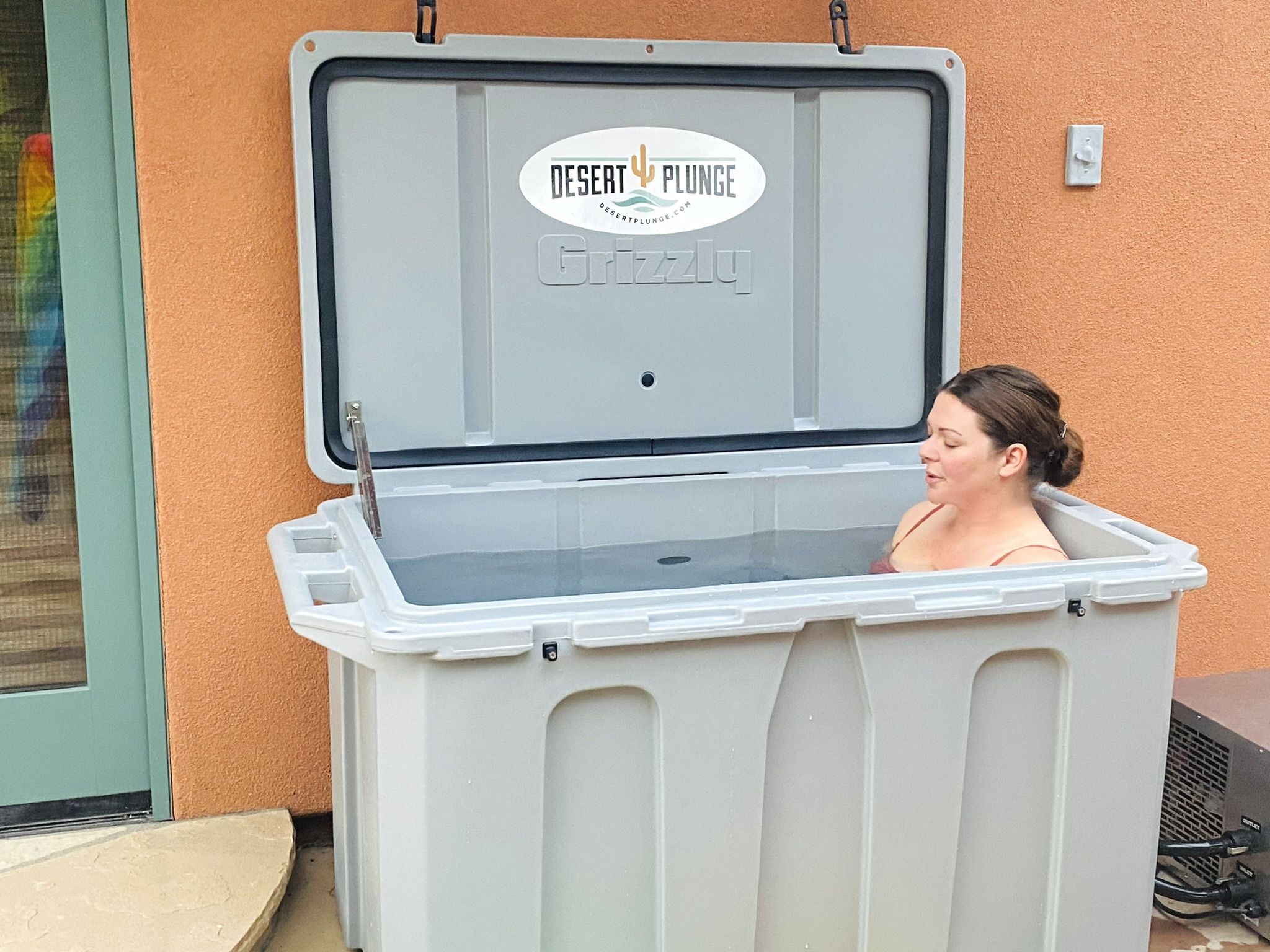 Cold Plunge (Grizzly Cooler) for Sale in Chandler, AZ OfferUp