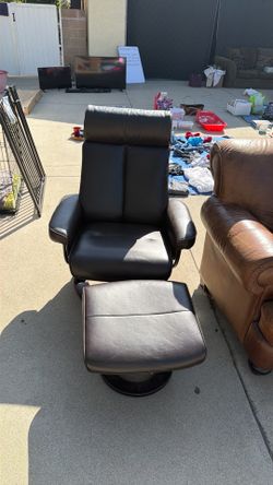 comfortable chair/lag rest