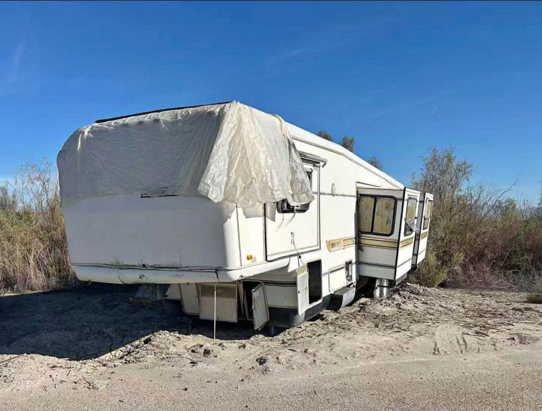 2000 Rv Trailer A Liner