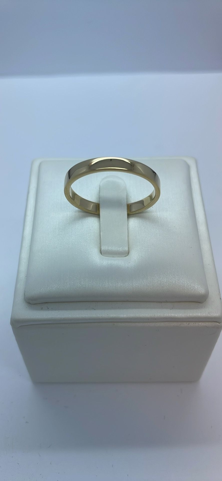 14 k Gold Ring. New.