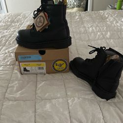 Dr. martens boots Size 6 Woman