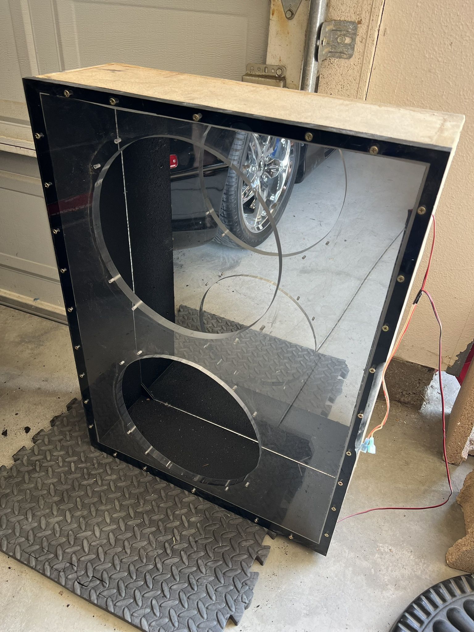 Car Subwoofer Box