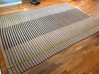 LARGE (~10x7ft) neutral & black jute rug