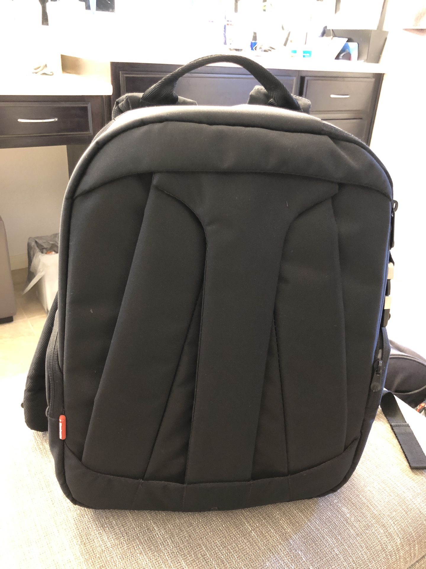 manfrotto DSLR camera backpack (like new condition)