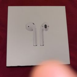 AirPods