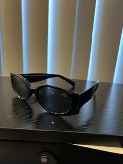 Steve Madden Sunglasses (Unisex - Black)