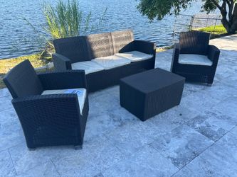 Sofa y loveseat( en caja )