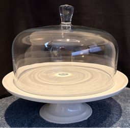 Cake Stand with Clear Cover Like NEW
