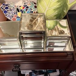 4 Piece Jewelry/ misc Containers And Tray