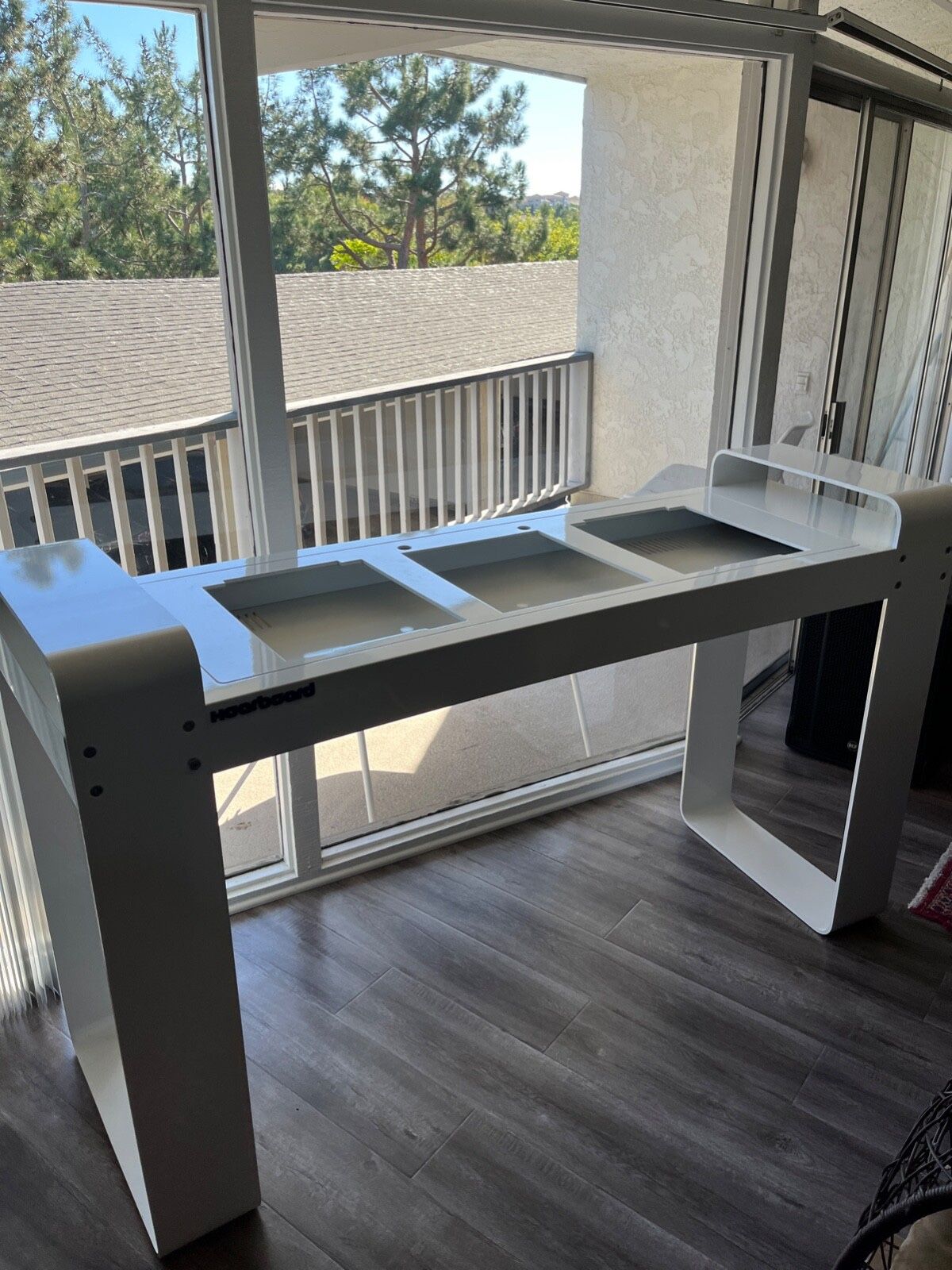 Hoerboard Club DJ Booth Table Spin Age Classic Stereo T Booth Furniture