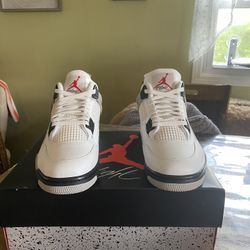 AIR JORDAN 4 WHITE CEMENT SIZE 13