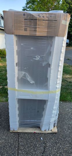 Whirlpool Fridge Brand New) I Can Help You With Free Delivery Within 10 miles distance