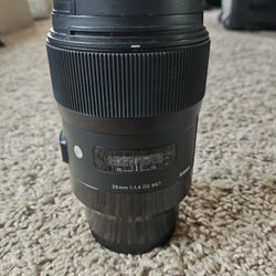 Sigma 35mm f/1.4 DG HSM ART - Sony E-mount