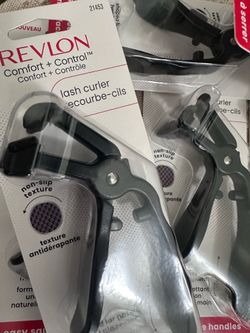 Revlon Comfort Control Eyelash Lash curler