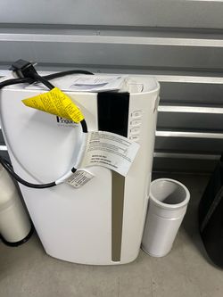 Delonghi AC Air Conditioner   700 sqft coverage. It has all accessories except the window bracket, that’s why it’s priced this low. It retails for ove