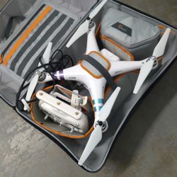Dji phantom 3 with lopro travel case