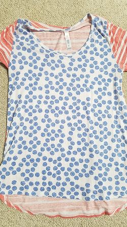 LuLaRoe XS shirt