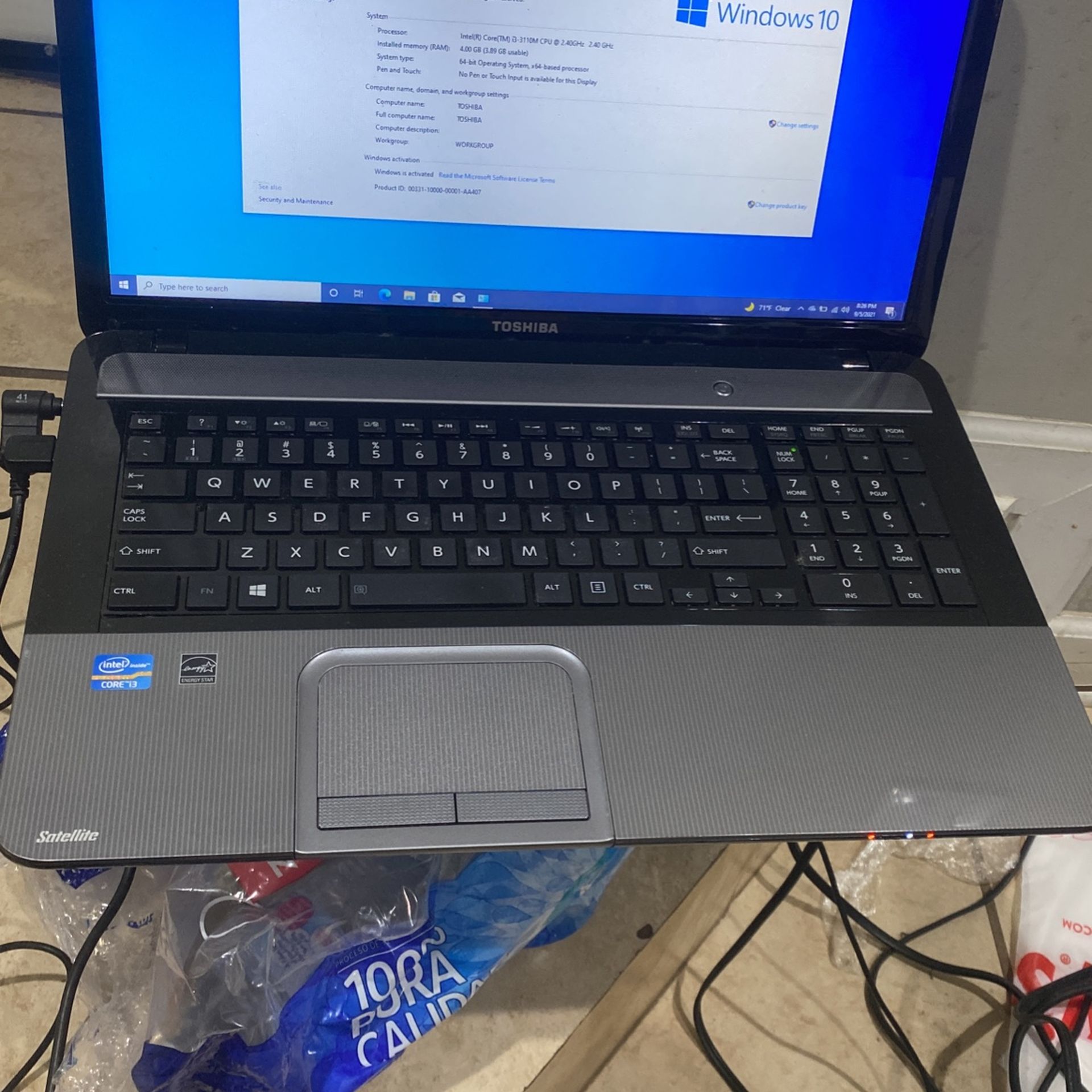 Toshiba Laptop 17”