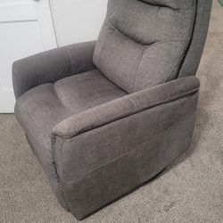 RECLINER CHAIR