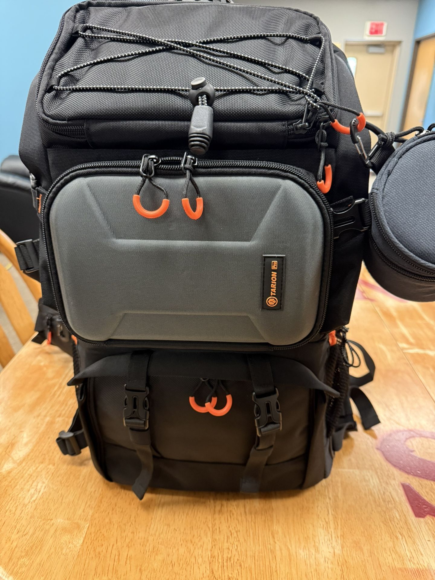 Tarion Pro 2 In 1 XL Camera Backpack w 15.6” Laptop Compartment