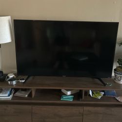 50” 4k Roku Smart Tv