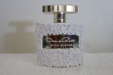 Oscar Dela Renta Bella Blanca