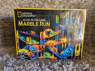 National Geographic Glow-in-the-Dark Marble Run 250-Piece Set