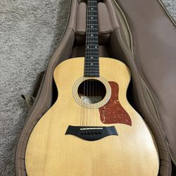 Taylor 114 Acoustic Guitar