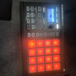 Native Instruments Maschine Mikro Mk2