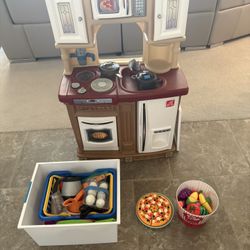Kids Play Kitchen