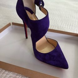  Christian Louboutin Heels Purple Suede 
