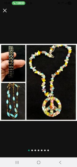 Good quality fashion necklaces lot of 3 with
Turquoise & other stones perfect for any outfit 
Like new $14
Pick up in Mckinney 