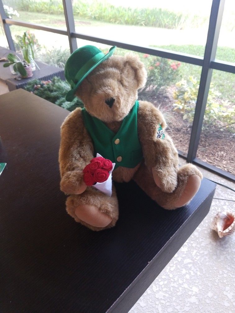 Vermont Teddy Bear Company "Kiss Me Im Irish!"