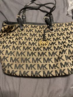 Michael Kors purse