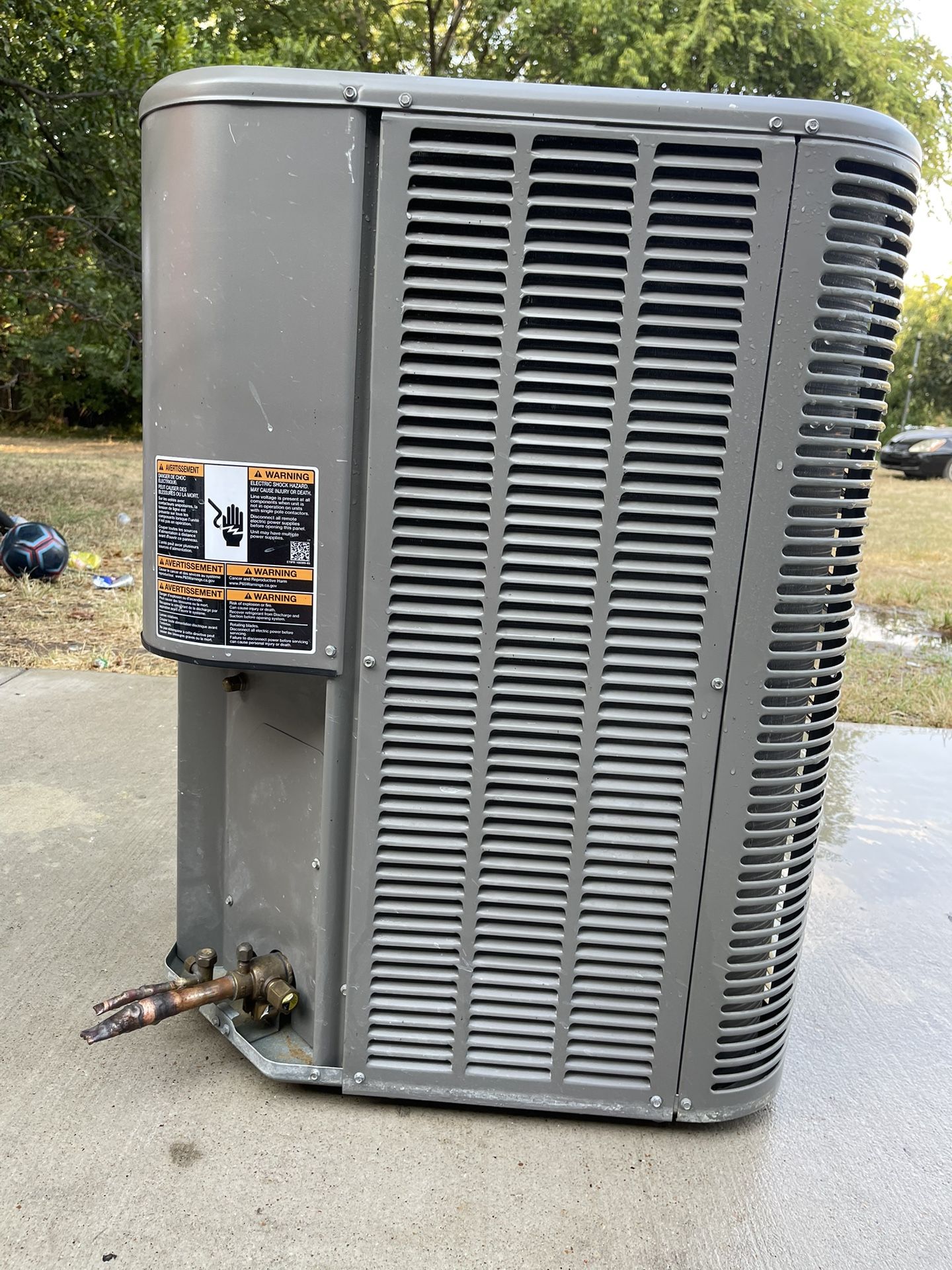 2 ton Lennox Heat Pump condenser for Sale in Dallas, TX OfferUp