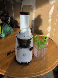 Royal Prestige Slow Juicer with Accessories