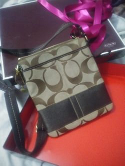 Cartera original Coach. Nueva en su caja