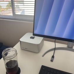 Mac Studio M1 Max