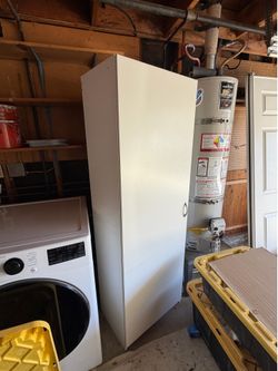 Doors, sliding doors, slat door, and cabinet
