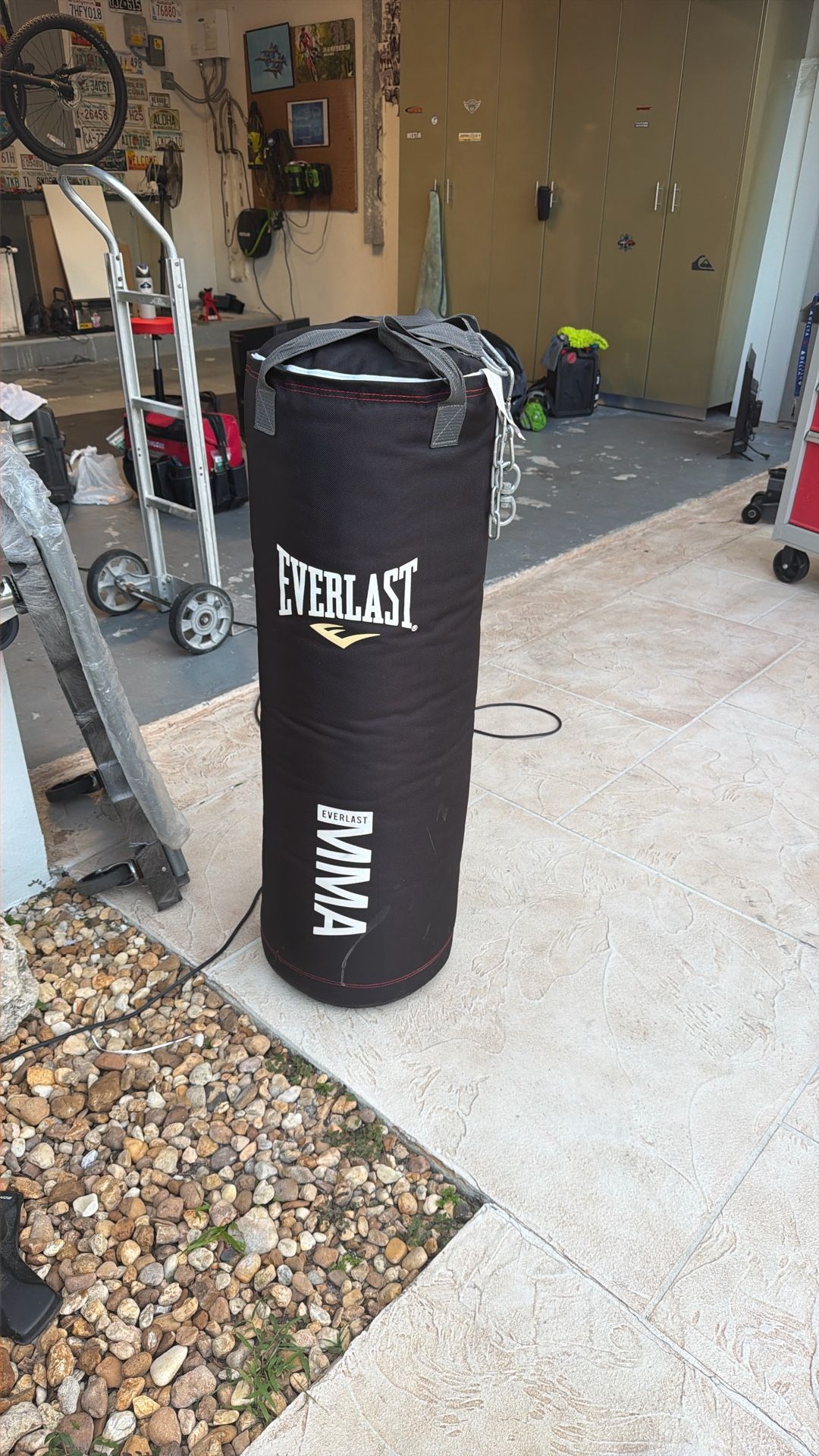 Everest Punching Bag 
