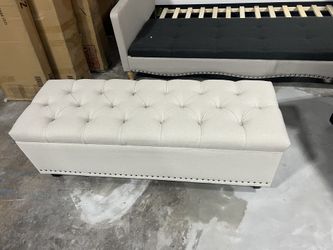 51" Ottoman Storage Benches, 30 Gallons End of Bed Storage Bench, Large Rectangular Ottoman, Button-Tufted Ottoman with Storage for Living Room Bedroo