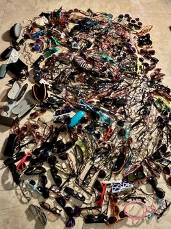 Clearance eyewear  Sale! Reseller Lot - 338 Pairs