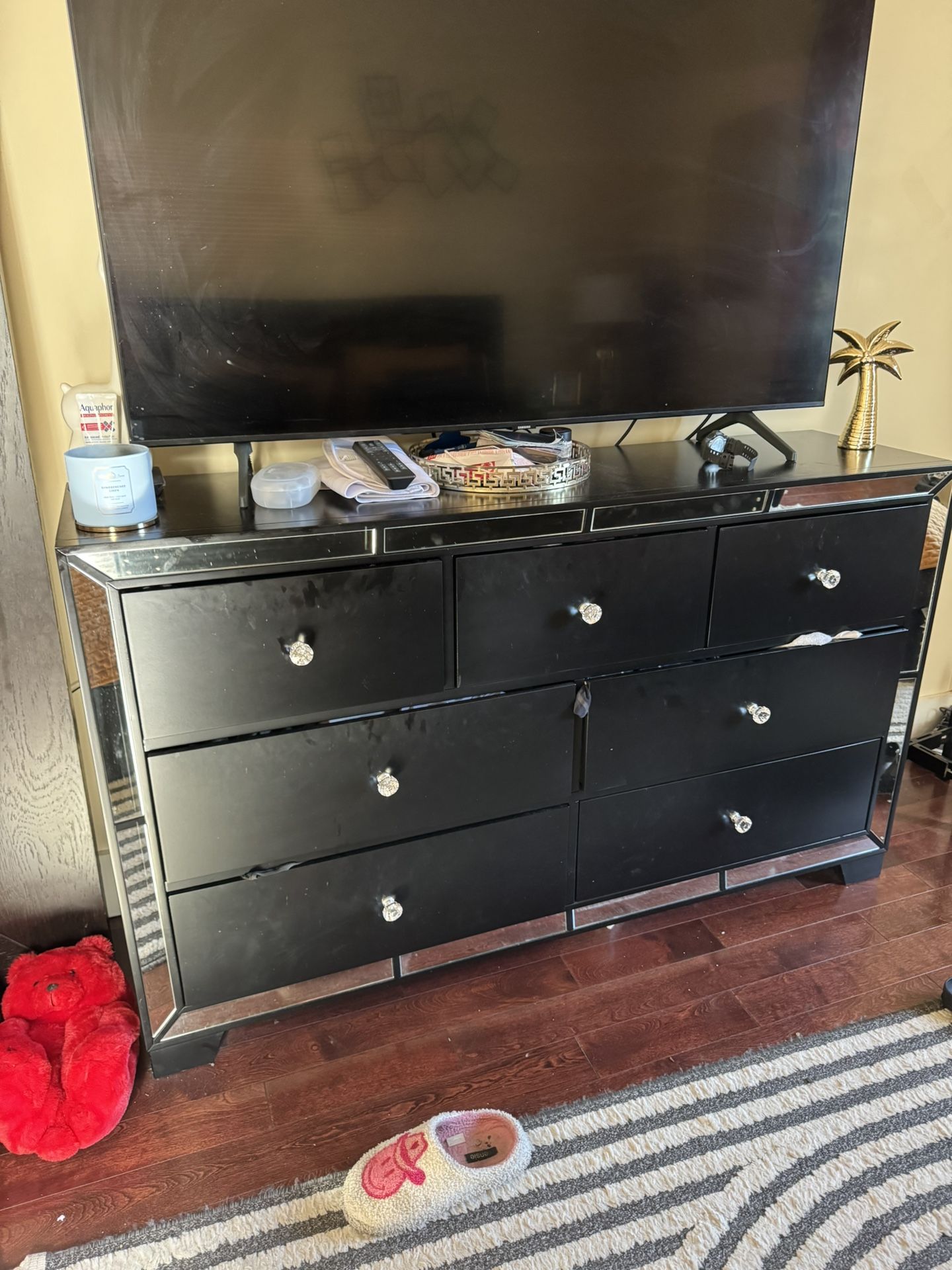 Black Dresser