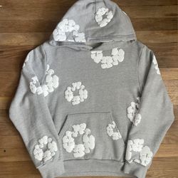 DENIM TEARS

Denim Tears Grey Cotton Wreath Hoodie Size LMS