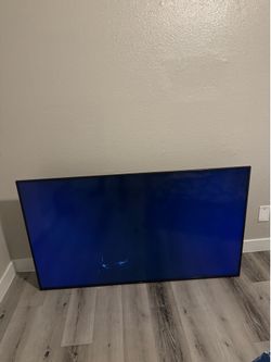 65 inches Vizio smart tv